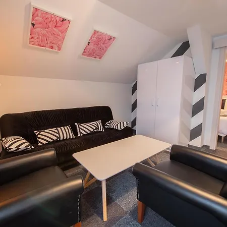 Maximilian Apartment Belgrade